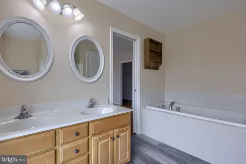 421 Wagonwheel Rd, Lititz, PA 17543 photo 21