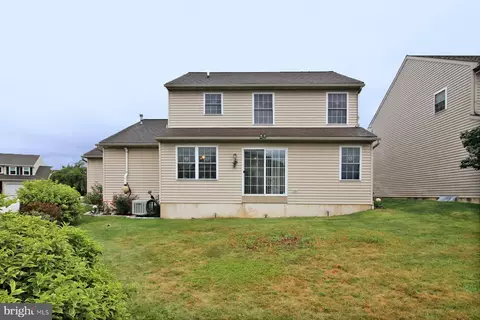 339 Cambridge Ln, Lititz, PA 17543 photo 10