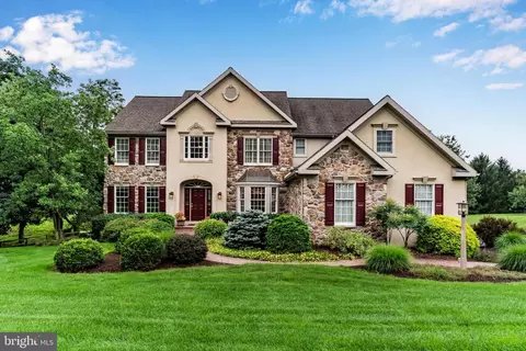 2990 Nolt Rd, Lancaster, PA 17601
