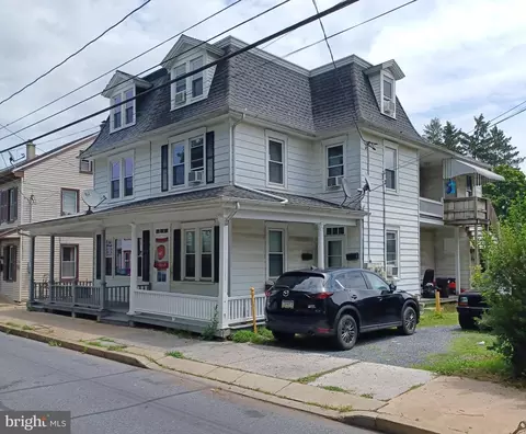 43 W Ferdinand St, Manheim, PA 17545