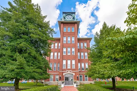 917 Columbia Ave #211, Lancaster, PA 17603