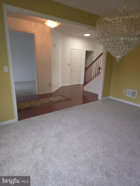 625 Warminster Ln, Lititz, PA 17543 photo 8