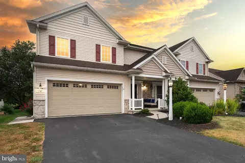 660 Florin Ave, Mount Joy, PA 17552