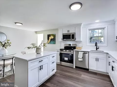 Kitchen - 1006 Stellar Dr, Mount Joy, PA 17552 photo 1 of 2
