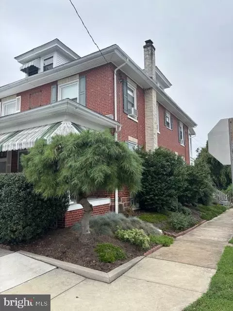 128 N 4th St, Denver, PA 17517