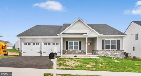 126 N West Vw, Elizabethtown, PA 17022