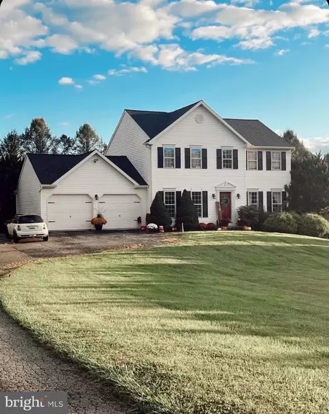 312 Fox Hunt Dr, Nottingham, PA 19362