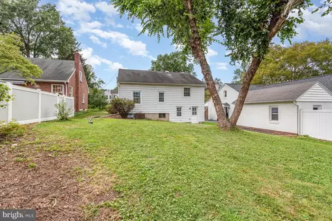 Exterior - 421 Laurel Ave, Lititz, PA 17543 photo 6 of 9