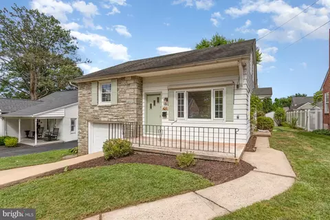 Exterior - 421 Laurel Ave, Lititz, PA 17543 photo 4 of 9