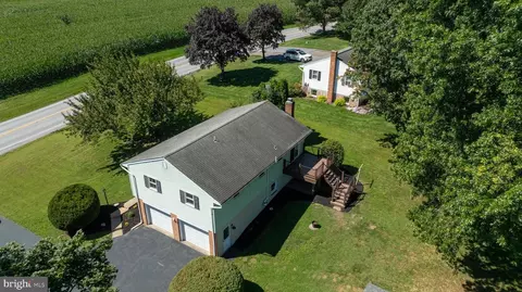 View/Area - 127 W Lexington Rd, Lititz, PA 17543 photo 4 of 8