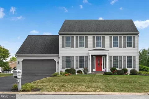 2165 Andrew Ave, Elizabethtown, PA 17022