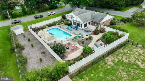 View/Area - 24 Pfautz Ave, Lititz, PA 17543 photo 2 of 7