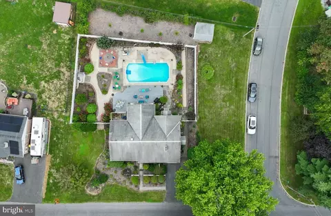 View/Area - 24 Pfautz Ave, Lititz, PA 17543 photo 5 of 7