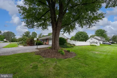 Exterior - 24 Pfautz Ave, Lititz, PA 17543 photo 10 of 10