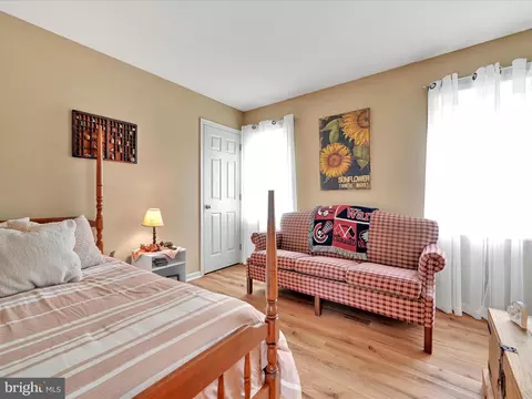 Bedroom - 13 Fox Run Ter, Lititz, PA 17543 photo 3 of 4
