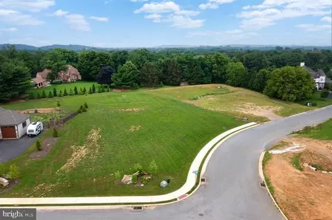 494 Stonehenge Dr, Lititz, PA 17543 photo 7