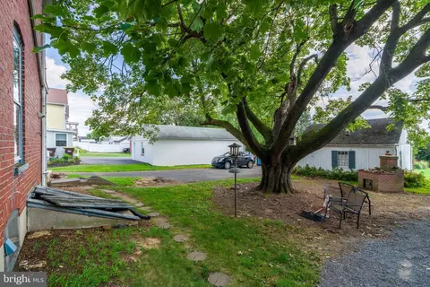 Exterior - 2134 Main St, Lititz, PA 17543 photo 3 of 3