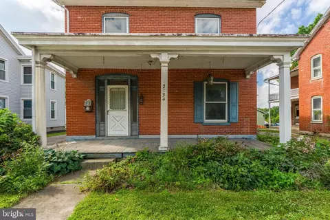 Exterior - 2134 Main St, Lititz, PA 17543 photo 1 of 3