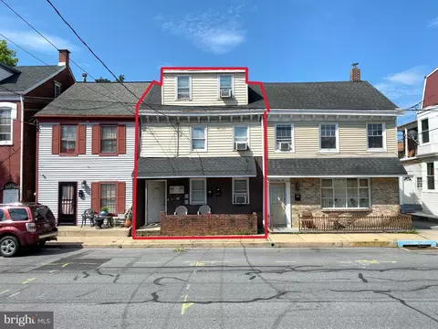 134 S 4th St, Columbia, PA 17512