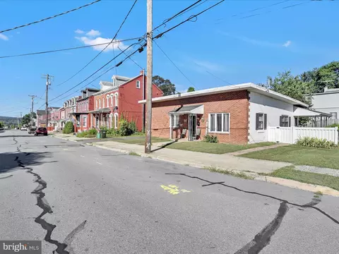 343 Poplar St, Columbia, PA 17512