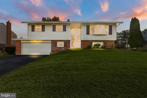 1059 Nissley Rd, Lancaster, PA 17601