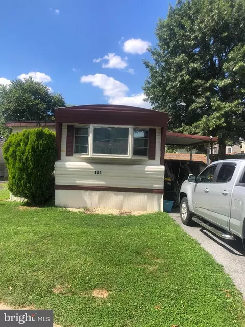 104 Ridgewood Mnr, Manheim, PA 17545