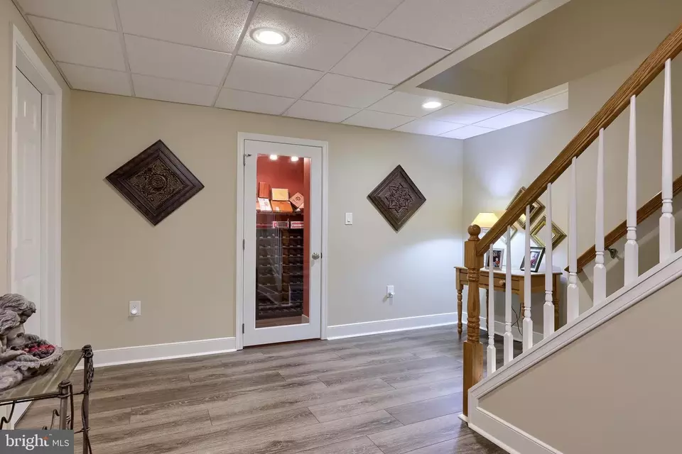 Entry Way - 38 Westwind Cir, Lititz, PA 17543 photo 5 of 7