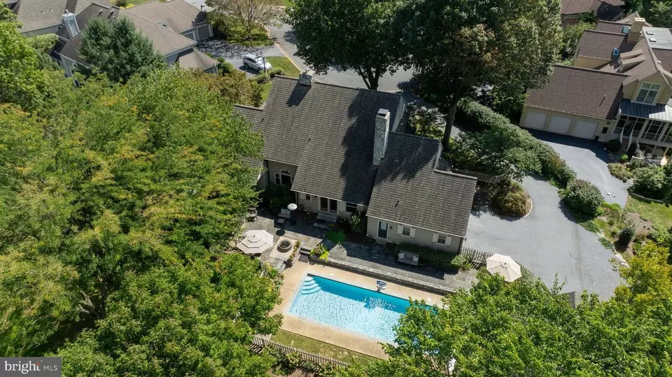 View/Area - 38 Westwind Cir, Lititz, PA 17543 photo 5 of 12