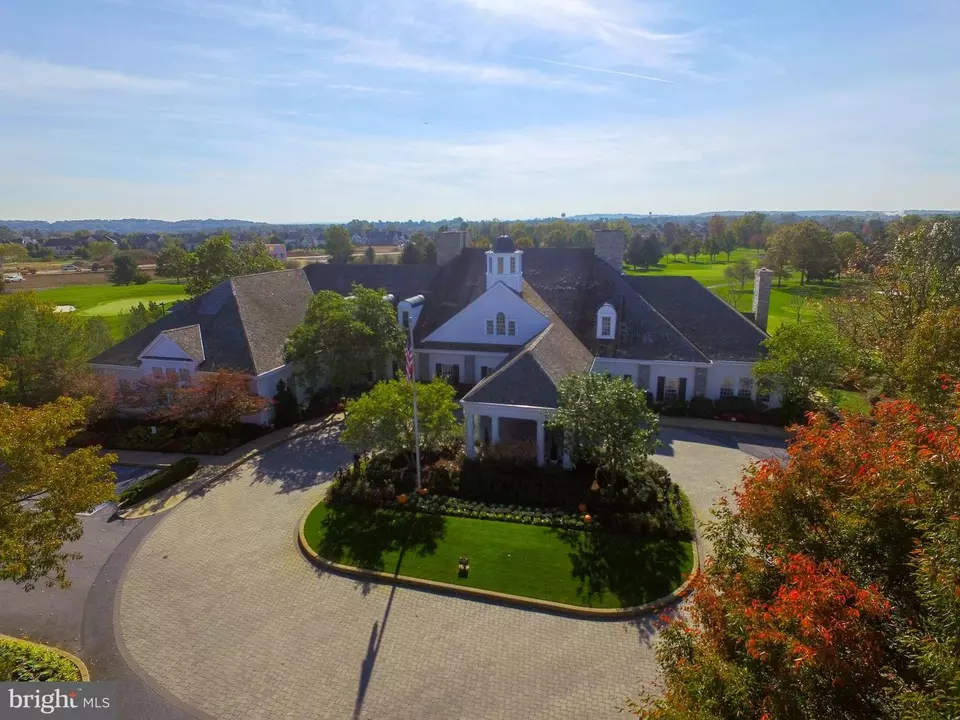 View/Area - 38 Westwind Cir, Lititz, PA 17543 photo 8 of 12