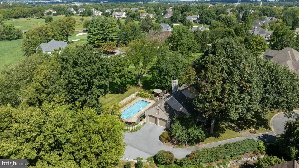 View/Area - 38 Westwind Cir, Lititz, PA 17543 photo 6 of 12