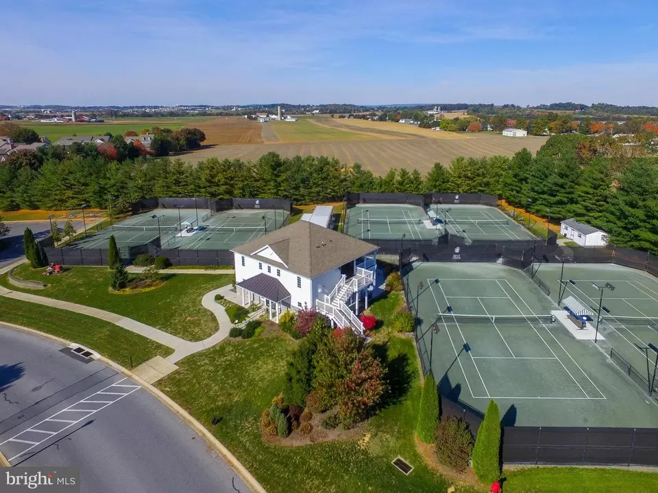 View/Area - 38 Westwind Cir, Lititz, PA 17543 photo 11 of 12