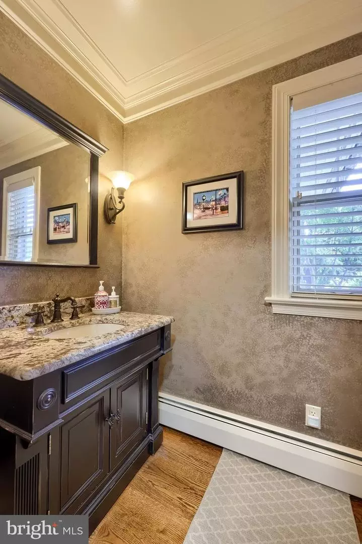 Bath - 38 Westwind Cir, Lititz, PA 17543 photo 6 of 11