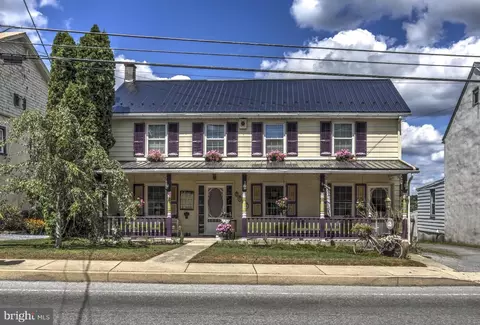 2085 Main St, Narvon, PA 17555