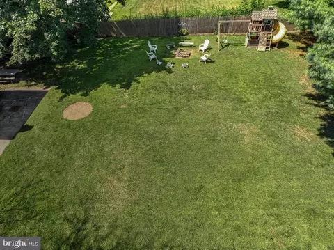 Exterior - 1517 E Newport Rd, Lititz, PA 17543 photo 19 of 20