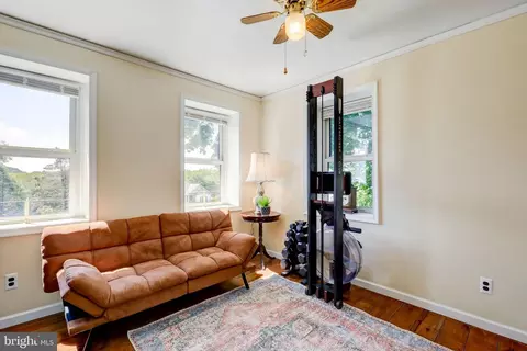 Bedroom - 1517 E Newport Rd, Lititz, PA 17543 photo 1 of 13