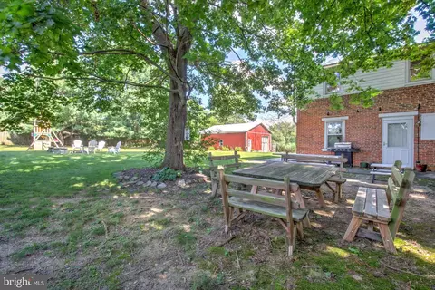 Exterior - 1517 E Newport Rd, Lititz, PA 17543 photo 14 of 20