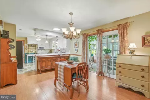 Other - 2 Farm Ln, Lititz, PA 17543 photo 4 of 10