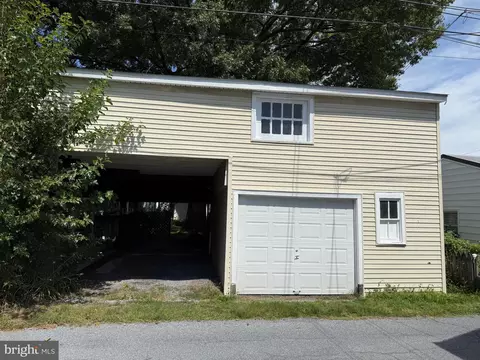 Other - 128 E New St, Lititz, PA 17543 photo 3 of 4