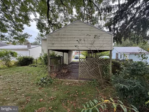 Other - 128 E New St, Lititz, PA 17543 photo 4 of 4