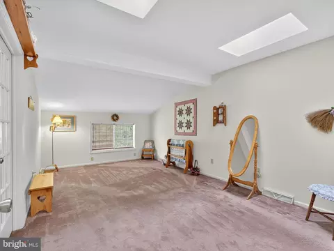 Bedroom - 151 Pinnacle Point Dr, Lancaster, PA 17601 photo 5 of 5