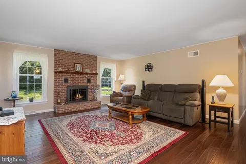 335 Rudy Dam Rd, Lititz, PA 17543 photo 3