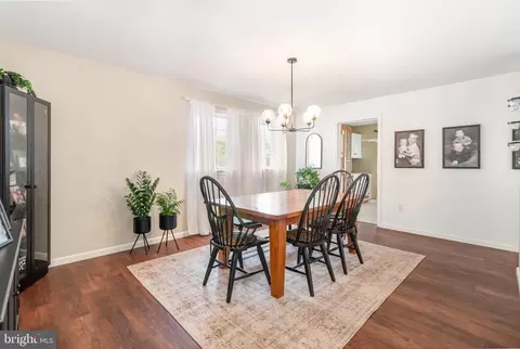 212 Weaver Dr, Lititz, PA 17543 photo 6