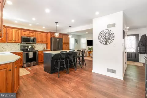 212 Weaver Dr, Lititz, PA 17543 photo 8