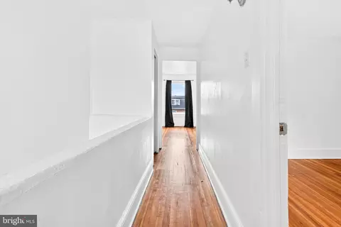 Entry Way - 304 Ruby St, Lancaster, PA 17603 photo 7 of 9