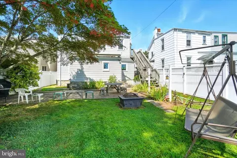 Exterior - 131 N Cedar St, Lititz, PA 17543 photo 6 of 11