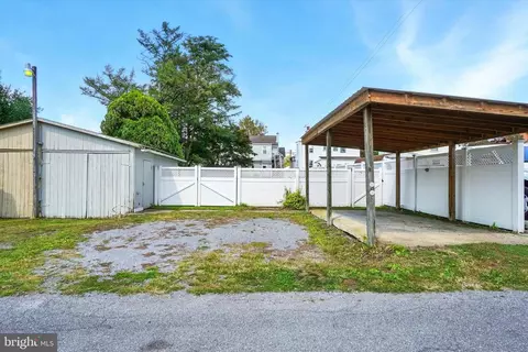 Exterior - 131 N Cedar St, Lititz, PA 17543 photo 11 of 11