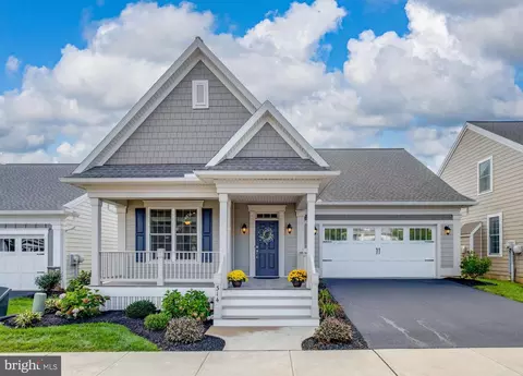 314 Freedom Dr, Ephrata, PA 17522