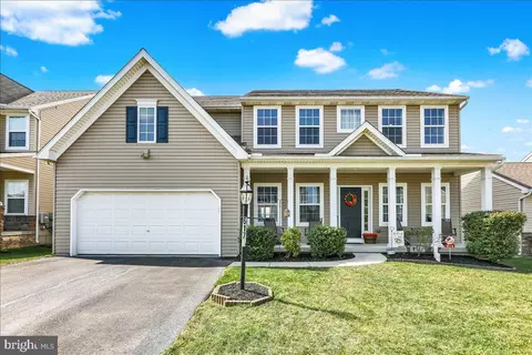 6174 Bayberry Ave, Manheim, PA 17545
