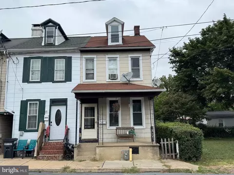 695 Cherry St, Columbia, PA 17512