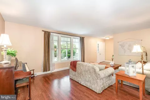 49 W Lexington Rd, Lititz, PA 17543 photo 7